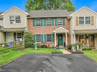 41 Park View Dr, Reinholds, PA