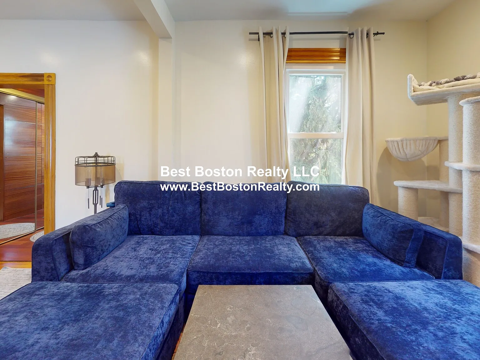 3 bed, 1.0 bath, 1200 sqft, $3,600 — Photo 4