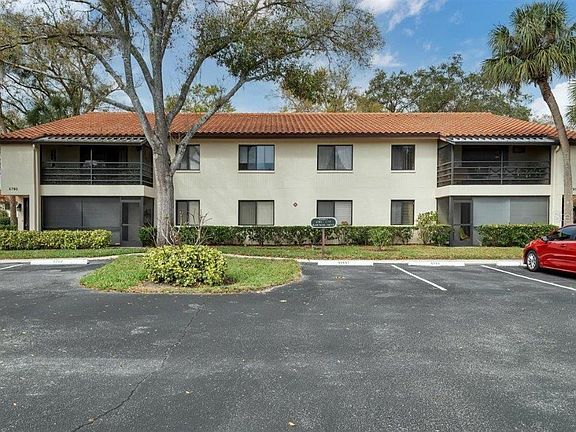 4th image of 5787 Gardens Dr #1
