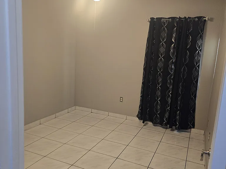 3066 Bay Laurel Cir N — Photo 15