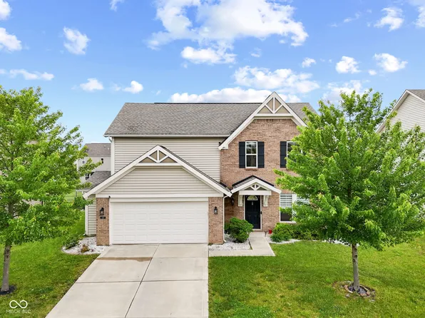 1507 Glen Canyon Dr, Greenwood, IN 46143