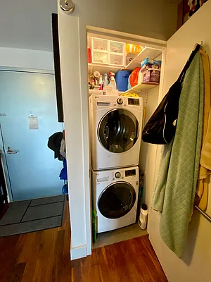 Rented by Douglas Elliman | media 16