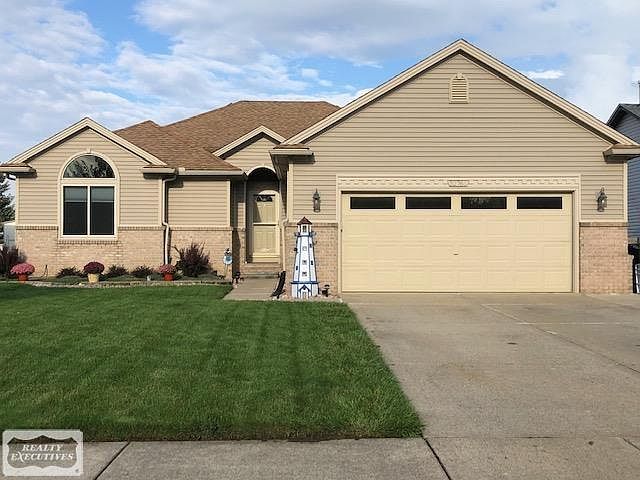 1st image of 52766 Creekside Dr