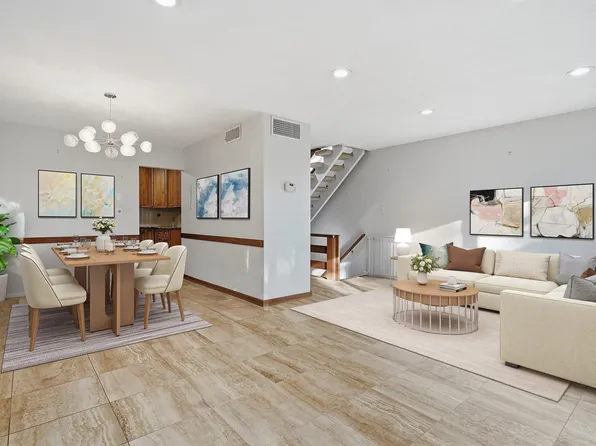 1-184 Rawson Rd, Brookline, MA 02445