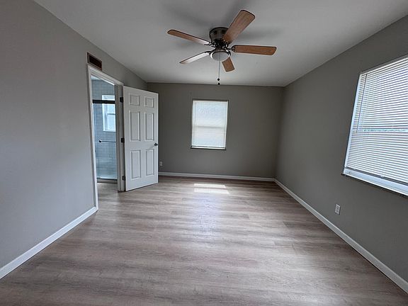 3rd image of 1226 20th St APT 10
