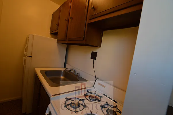 Rented by City Stop Realty | media 39