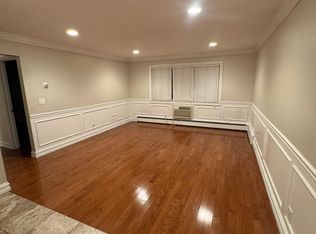 805 Plate St, Rochester, MI 48307