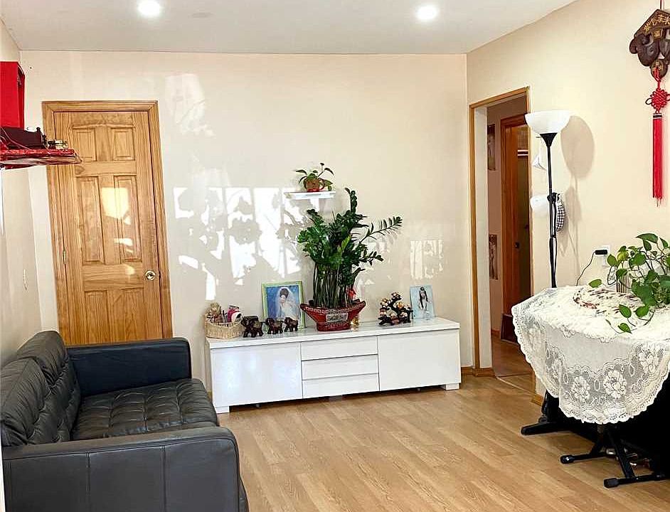 1st image of 4533 Oceania St