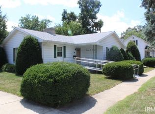 301 S Main St, Knox, IN