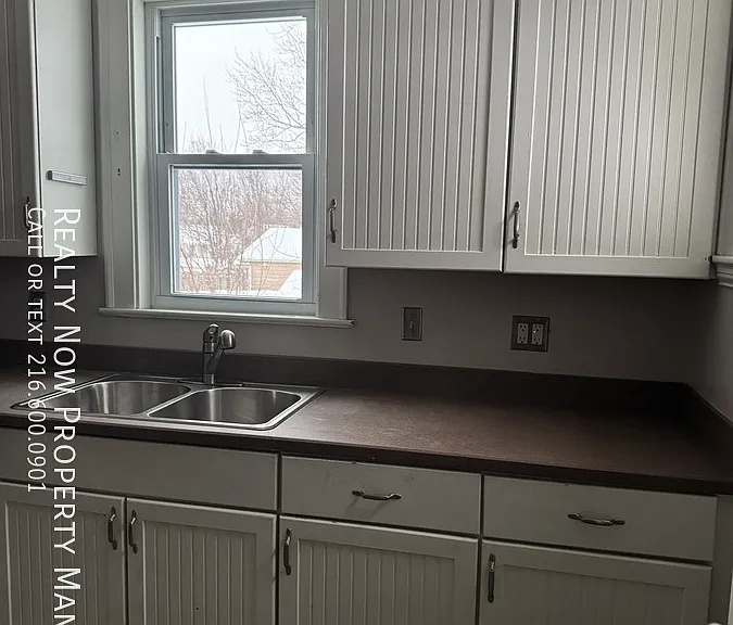 9474 Roxbury Rd — Photo 3
