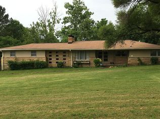 1221 Bellshire Dr, Nashville, TN 37207