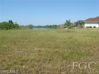 2nd image of 706 NW 30th Pl