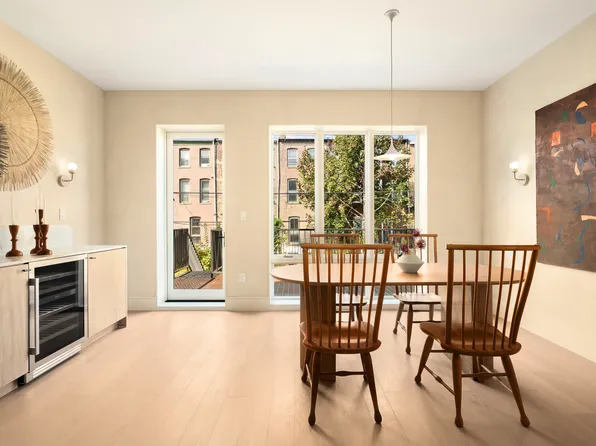 231 Macon Street image 4 of 26