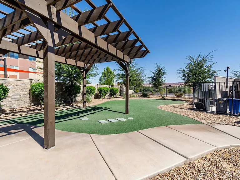 Grayhawk at Rivers Edge — Photo 12