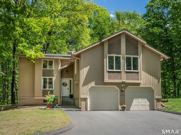 518 Wickham Road, Glastonbury, CT 06033
