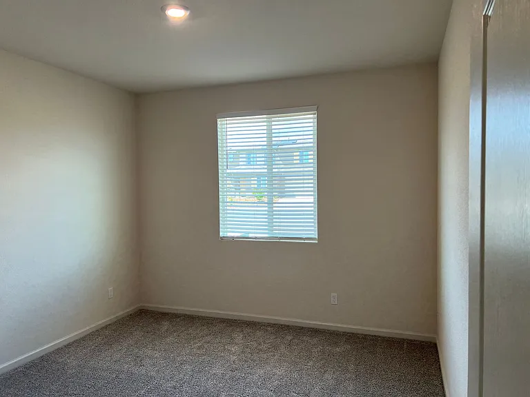 407 Cardini Ct — Photo 18
