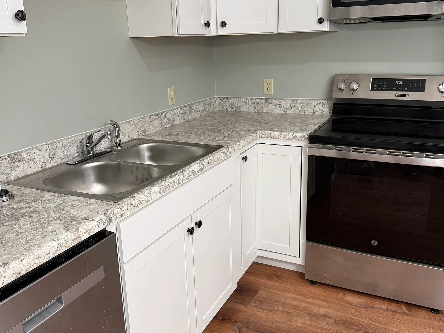 3 bed, 1540 sqft, $2,200 — Photo 3