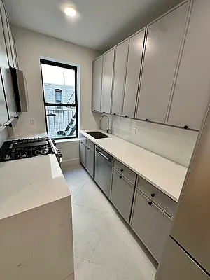 Rented by Building Equity Real Estate LLC | media 2