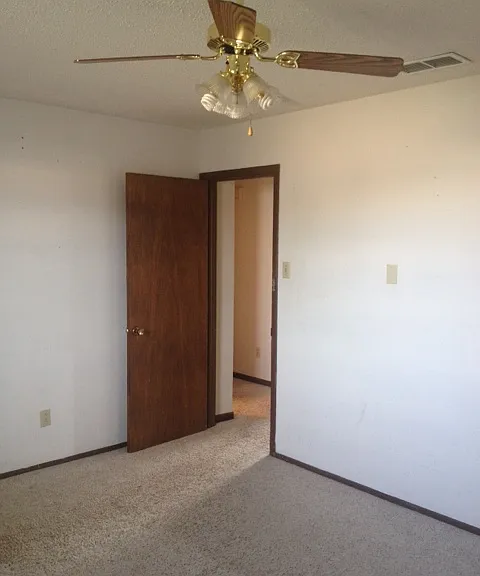 101 Tucker Cir — Photo 14