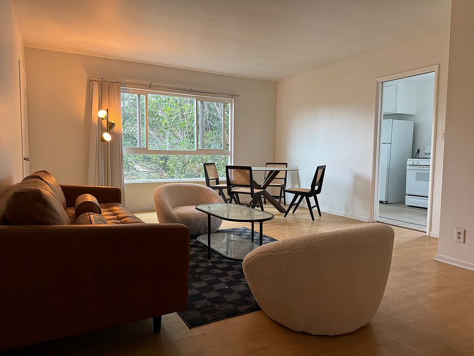 2nd image of 3107 Livonia Ave APT 6