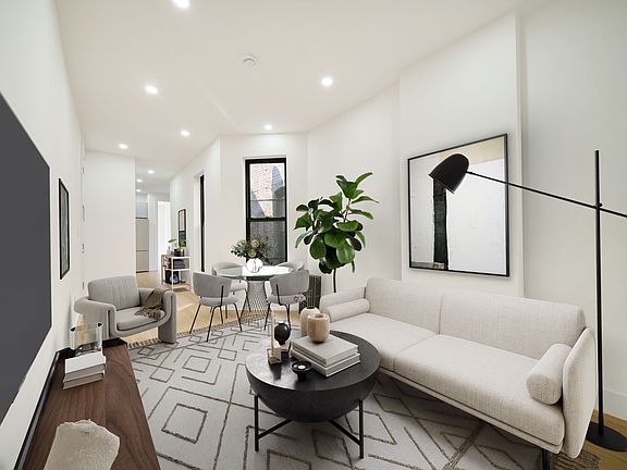 2nd image of 1752 2nd Ave APT 5N
