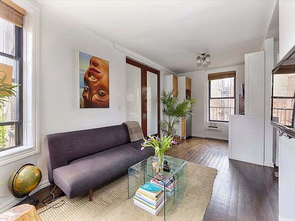 1st image of 199 Prince St APT 23