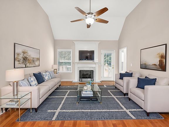 4th image of 2635 Mission Ridge Dr