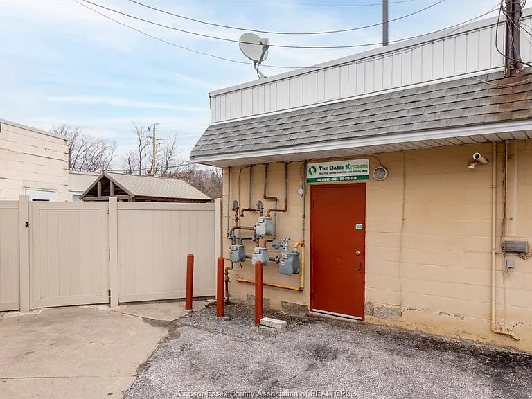 2981 Longfellow Ave — Photo 13