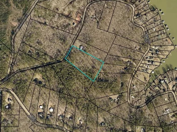 138 Lakeshore Dr SW #29&30, Eatonton, GA 31024