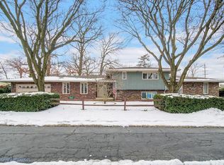 7301 Southwest Hwy, Worth, IL