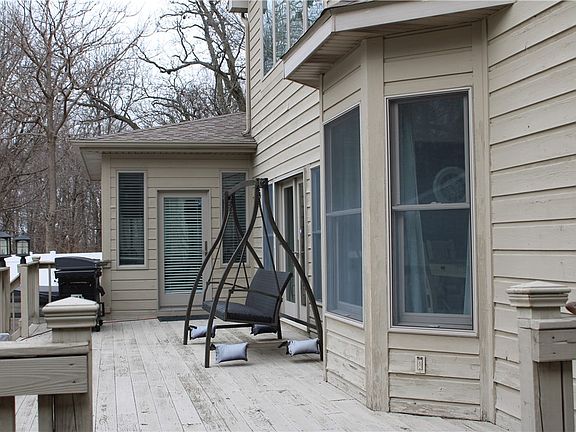 5th image of 1 Prairie Sun Ln