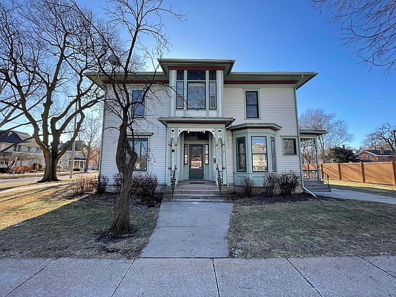 2nd image of 722-724 Chapin St