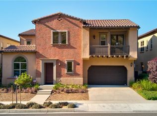 730 E Camellia Way, Azusa, CA 91702