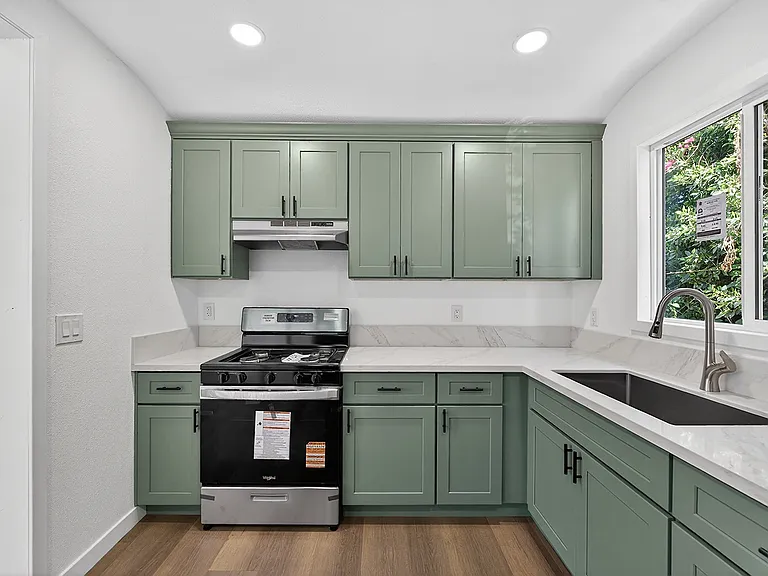 1709 Sichel St #1711-1/2 — Photo 3