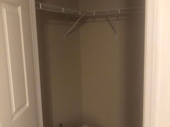 5th image of 128 Cedarbrush Ln
