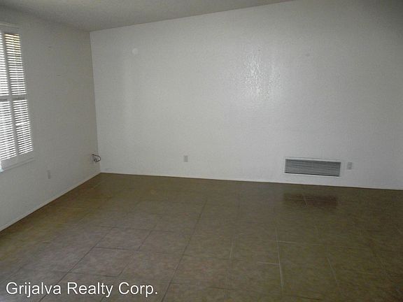 3rd image of 7713 N Lundberg Dr