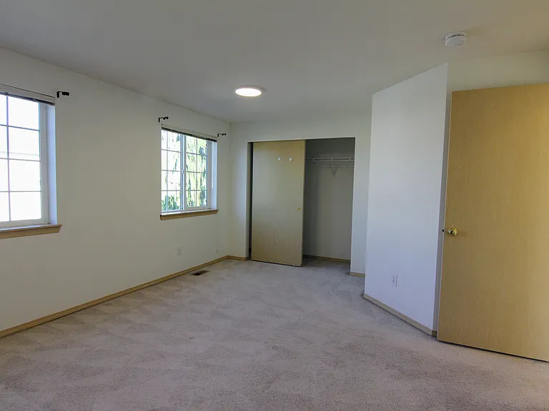 11441 SE 195th Pl — Photo 14