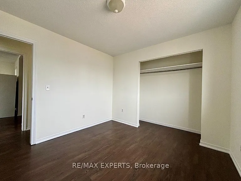5 Ferndale Dr N #2 — Photo 9