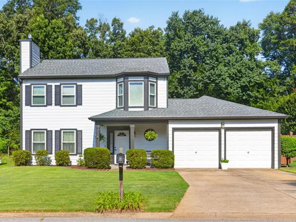 1325 Township Dr, Lawrenceville, GA 30043