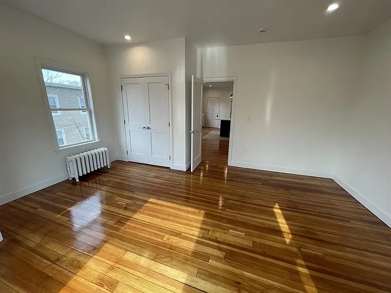 210 Whitman Ave #3 — Photo 3