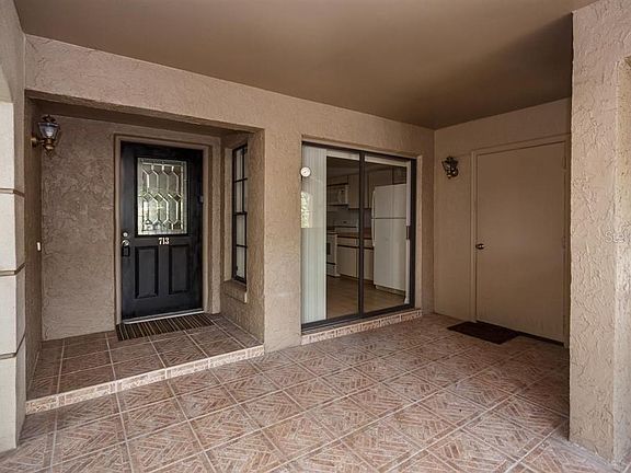 2nd image of 1055 Kensington Park Dr Unit 713