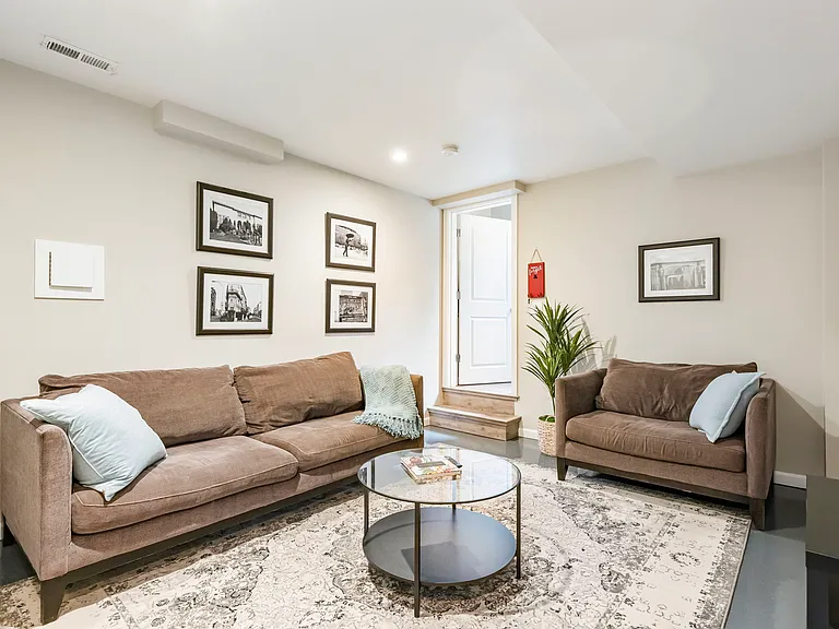522 NE Morris St #BASEMENT — Photo 28