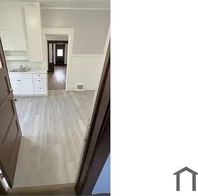2 bed, 1054 sqft, $1,250 — Photo 4