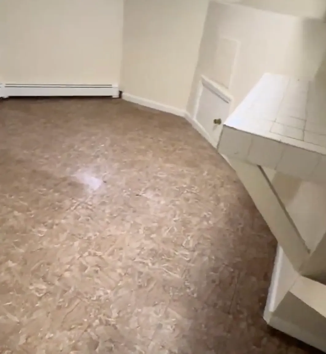 Studio, $1,625 — Photo 2