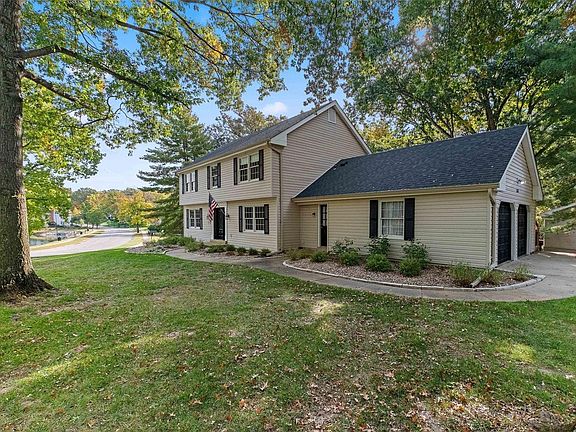 2nd image of 2404 Camberwell Ct