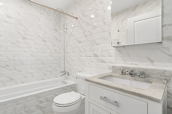 Rented by Compass | media 31