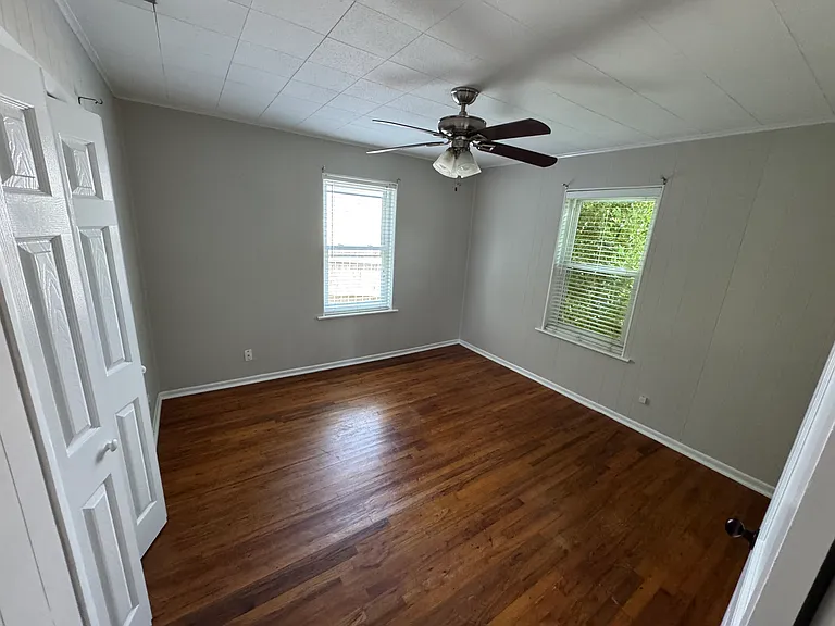 629 New York Ave — Photo 12