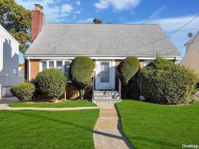 587 Georgia Street, Hempstead, NY, 11550