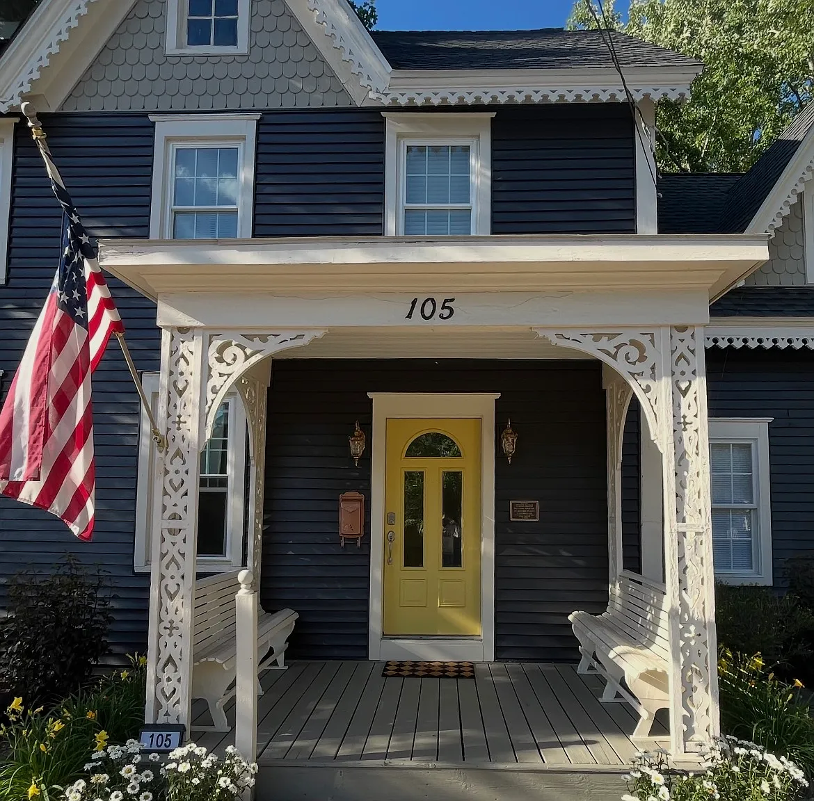 4 bed, 2500 sqft, $2,700 — Photo 3