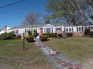 104 Scenic Dr, Cranston, RI 02920